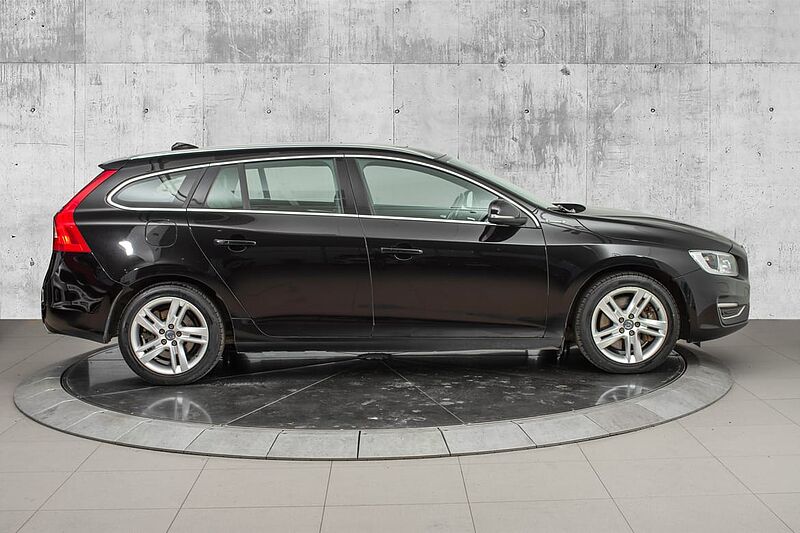 Volvo  AWD/288hk/Summum KAM/KROK/ACC++